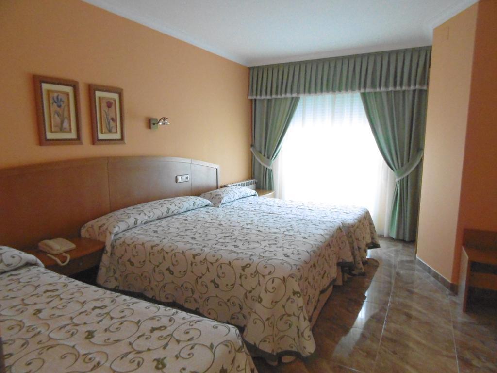 Playa de la Lanzada Hotel Miramar 2** Superior מראה חיצוני תמונה